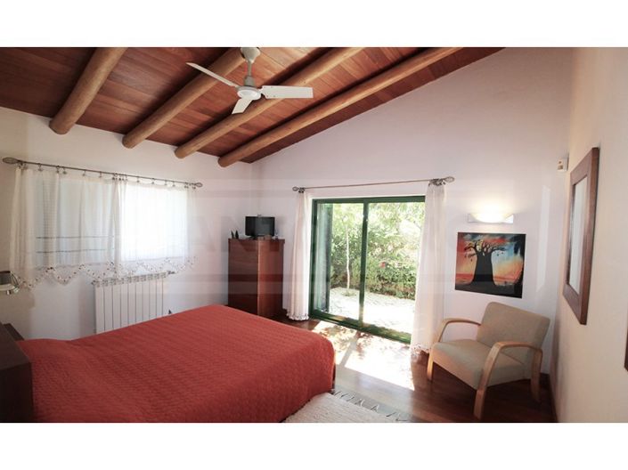 Image No.19-4 Bed House for sale