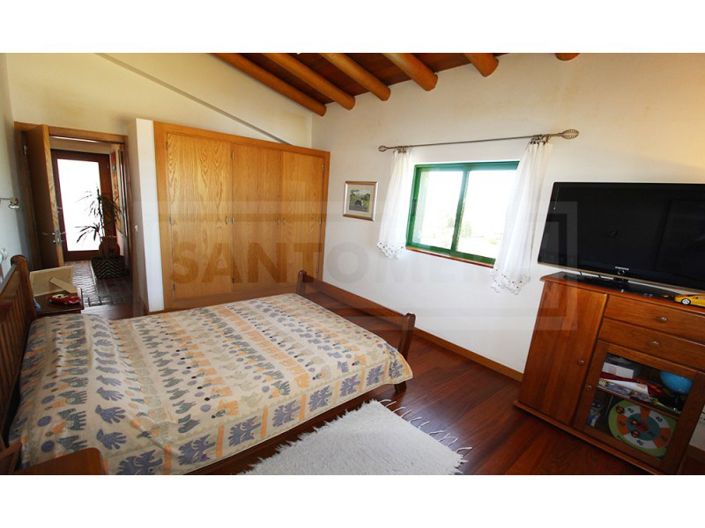 Image No.26-4 Bed House for sale