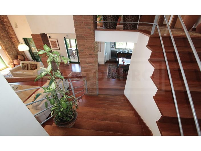 Image No.31-4 Bed House for sale