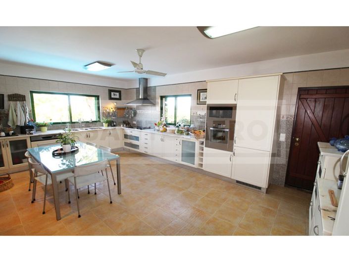 Image No.40-4 Bed House for sale