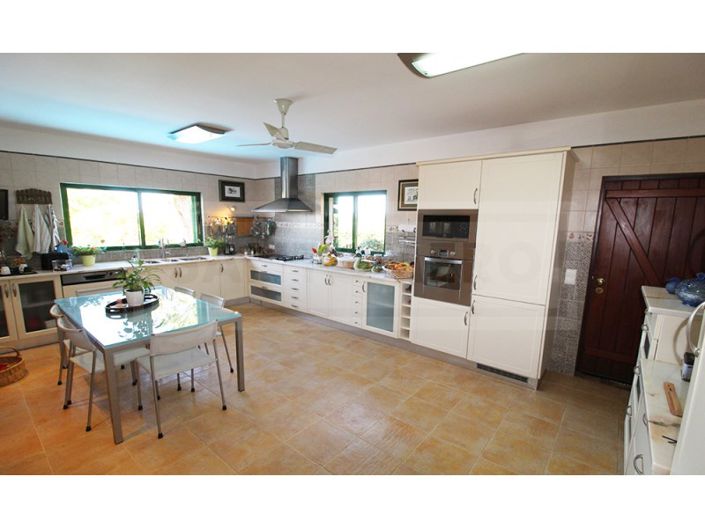Image No.40-4 Bed House for sale