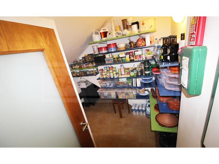 Image No.41-4 Bed House for sale