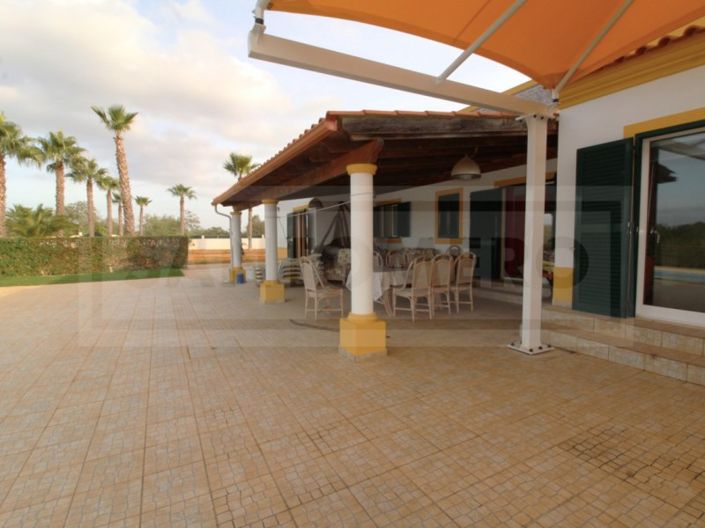 Image No.11-5 Bed House for sale