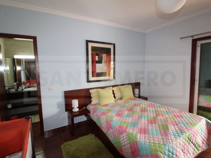 Image No.18-5 Bed House for sale