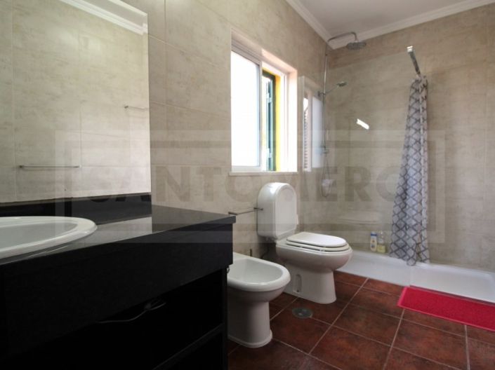 Image No.23-5 Bed House for sale