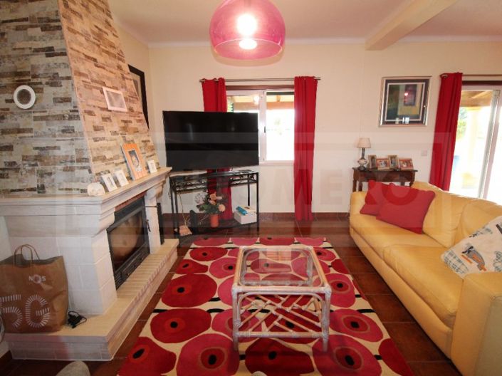 Image No.6-5 Bed House for sale