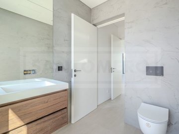 ide55e9a01-0000-0500-0000-00001579f755