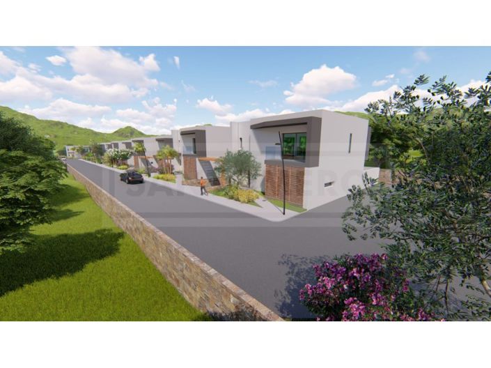 Image No.13-3 Bed House for sale