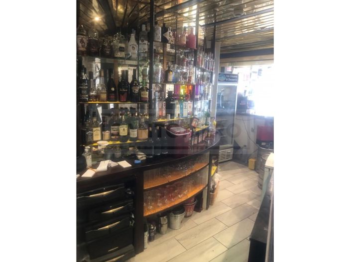 Image No.10-Bar for sale