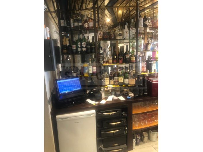 Image No.8-Bar for sale