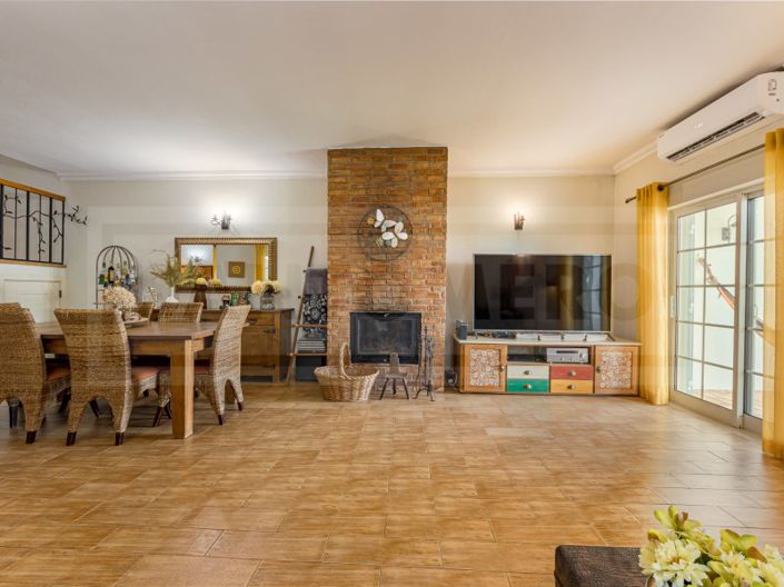 Image No.14-4 Bed House for sale