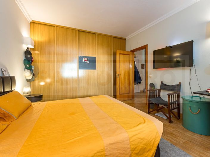 Image No.28-4 Bed House for sale