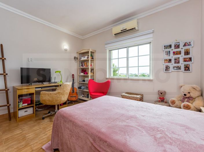 Image No.39-4 Bed House for sale