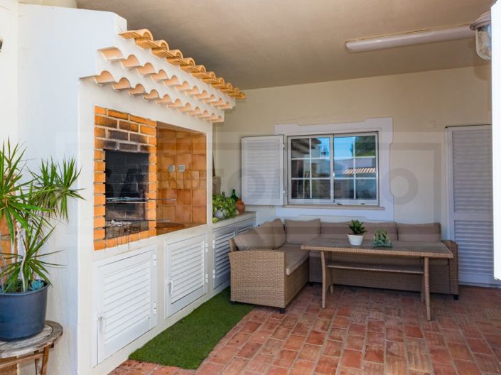 Image No.50-4 Bed House for sale