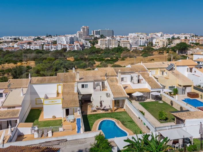 Image No.63-4 Bed House for sale