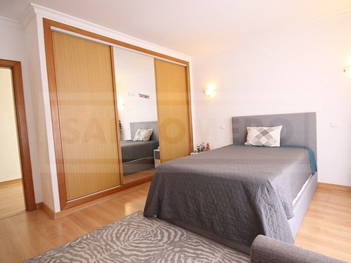 Image No.13-4 Bed House for sale