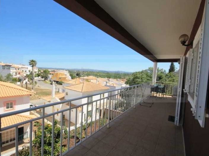 Image No.16-4 Bed House for sale