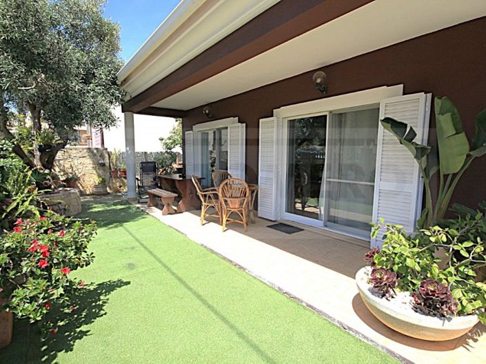 Image No.4-4 Bed House for sale