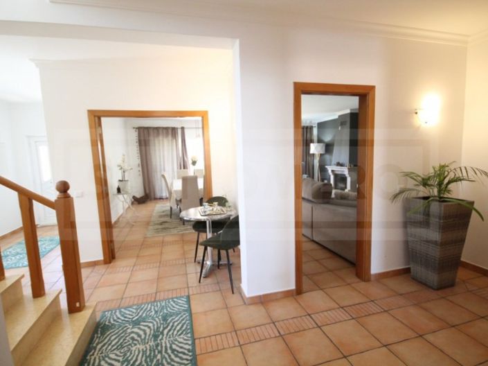 Image No.5-4 Bed House for sale