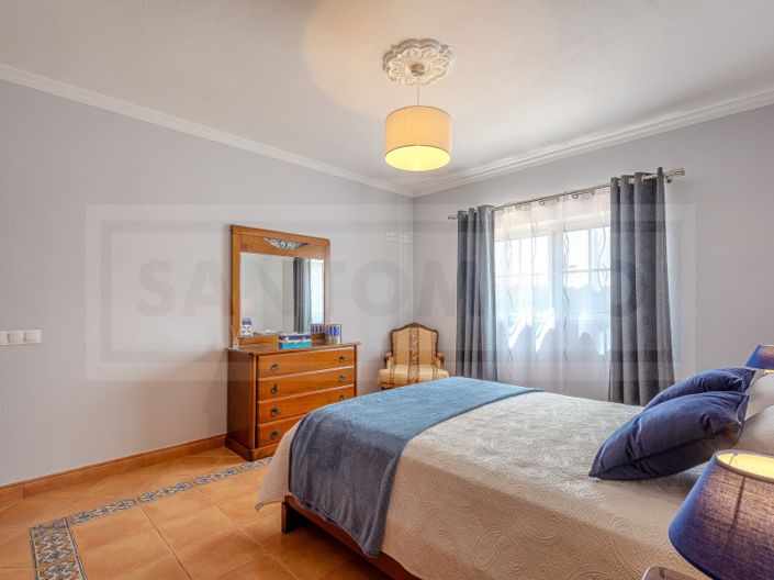 Image No.19-3 Bed House for sale