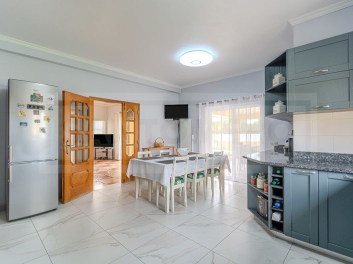 Image No.2-3 Bed House for sale