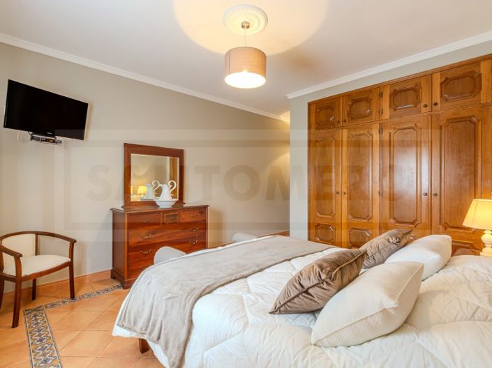 Image No.25-3 Bed House for sale