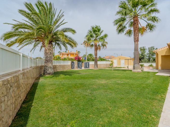 Image No.37-3 Bed House for sale