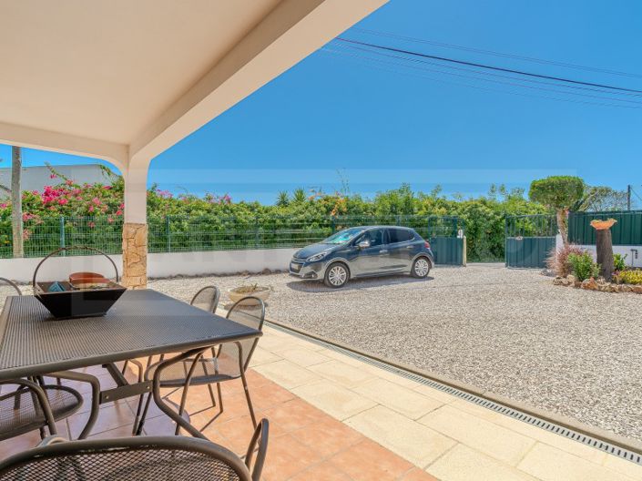 Image No.10-3 Bed House for sale