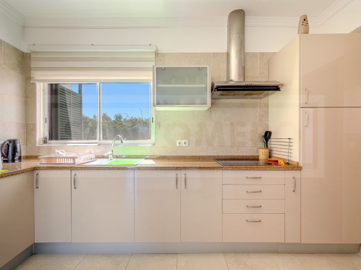 Image No.13-3 Bed House for sale