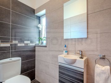 id7298a301-0000-0500-0000-0000164079d2