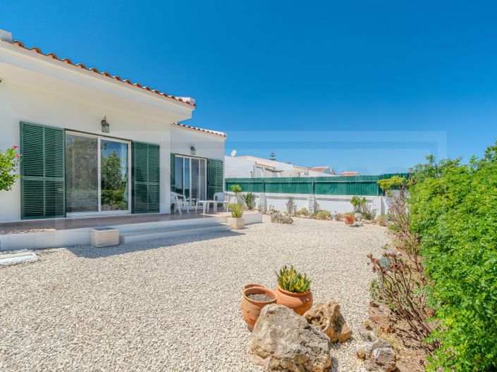 Image No.24-3 Bed House for sale