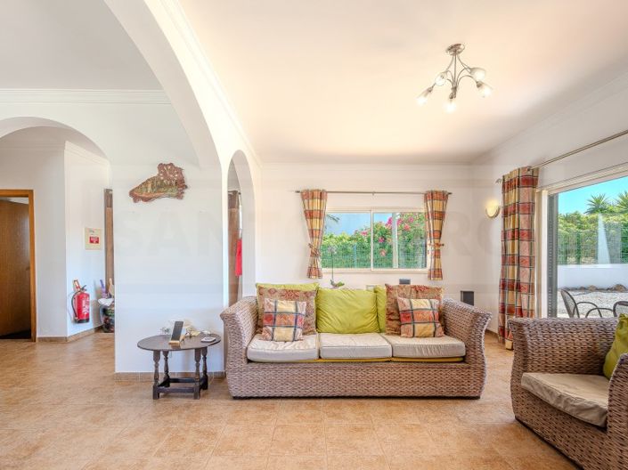 Image No.5-3 Bed House for sale