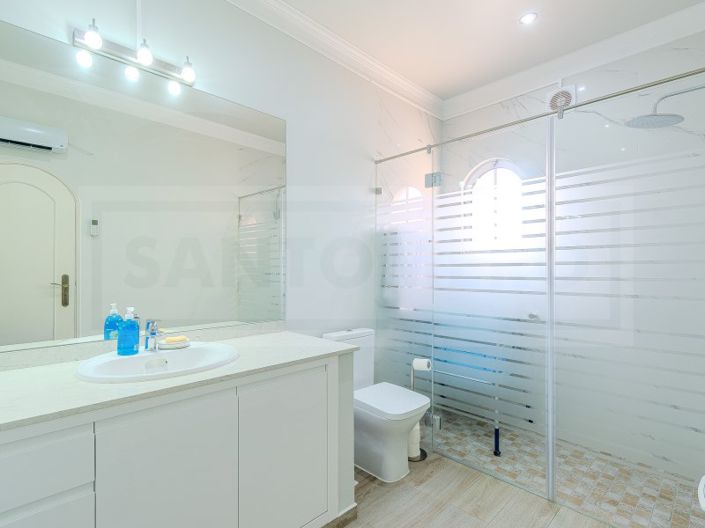 Image No.14-4 Bed House for sale