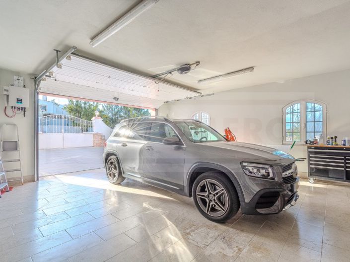 Image No.28-4 Bed House for sale