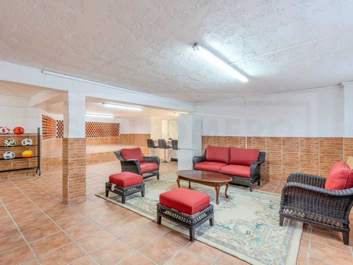 Image No.31-4 Bed House for sale