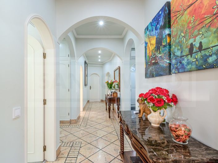 Image No.4-4 Bed House for sale