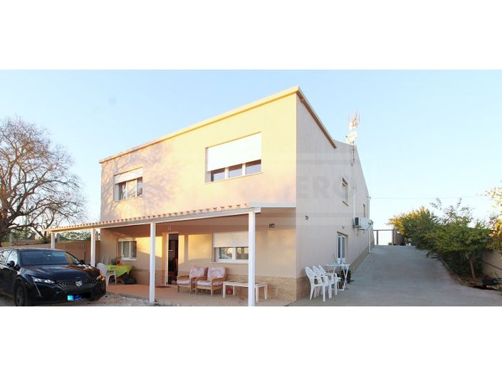 Image No.2-3 Bed House for sale