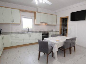 ida555bc01-0000-0500-0000-000018294444