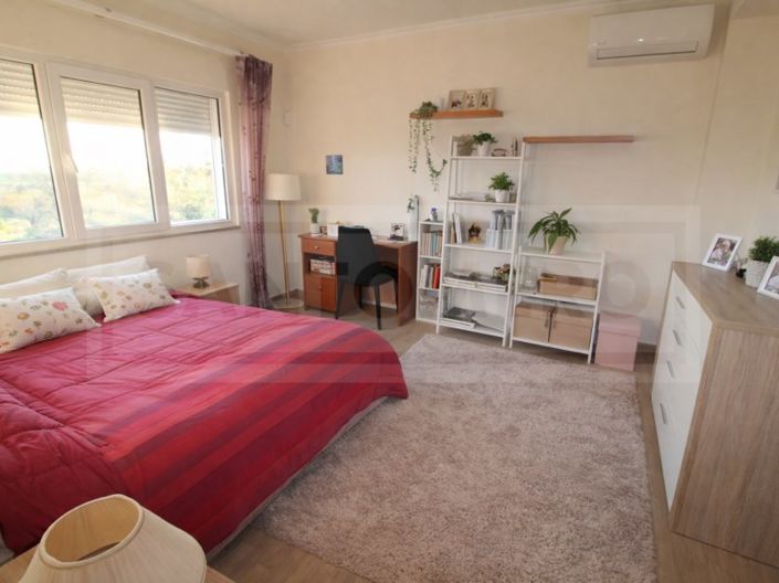 Image No.7-3 Bed House for sale