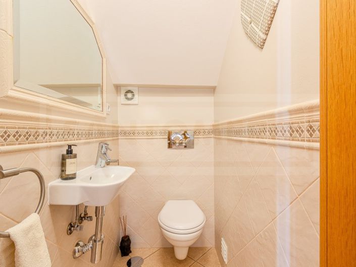Image No.11-3 Bed Apartment for sale