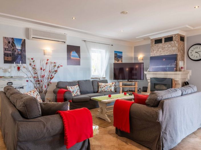 Image No.9-4 Bed House for sale