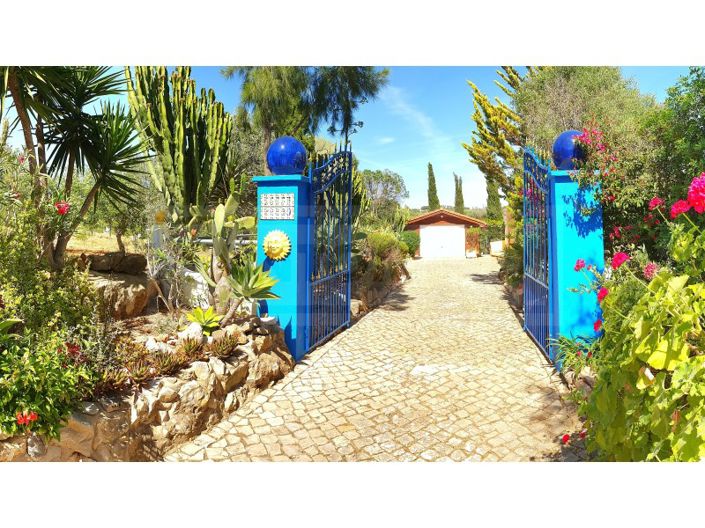 Image No.19-5 Bed House for sale