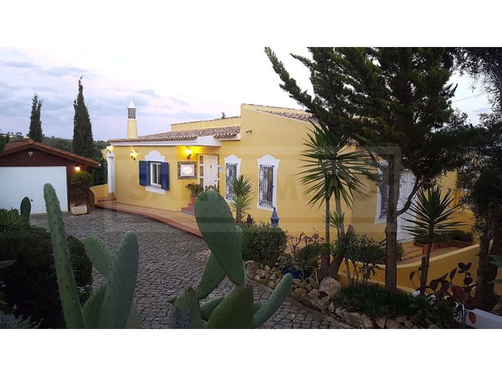 Image No.20-5 Bed House for sale