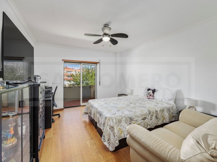 Image No.26-3 Bed Apartment for sale