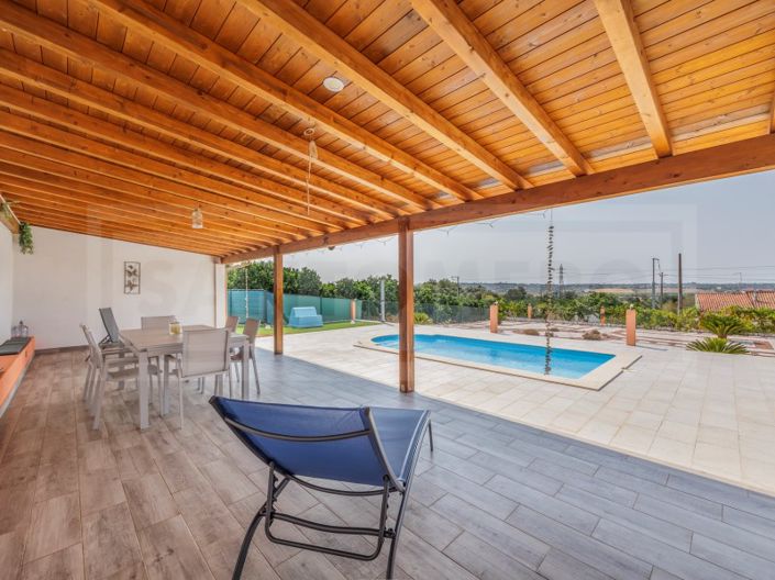 Image No.2-3 Bed House for sale