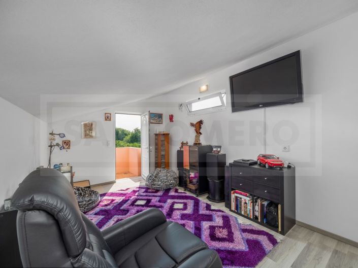 Image No.23-3 Bed House for sale