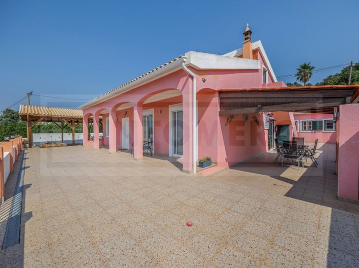 Image No.25-3 Bed House for sale