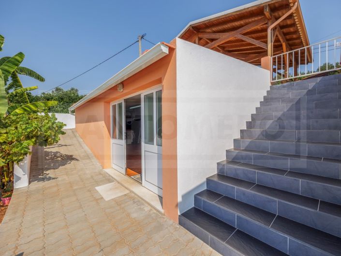 Image No.30-3 Bed House for sale