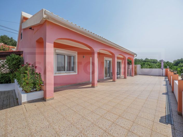 Image No.46-3 Bed House for sale