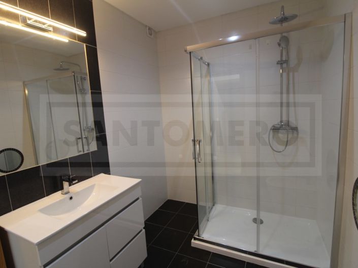 Image No.18-2 Bed House for sale